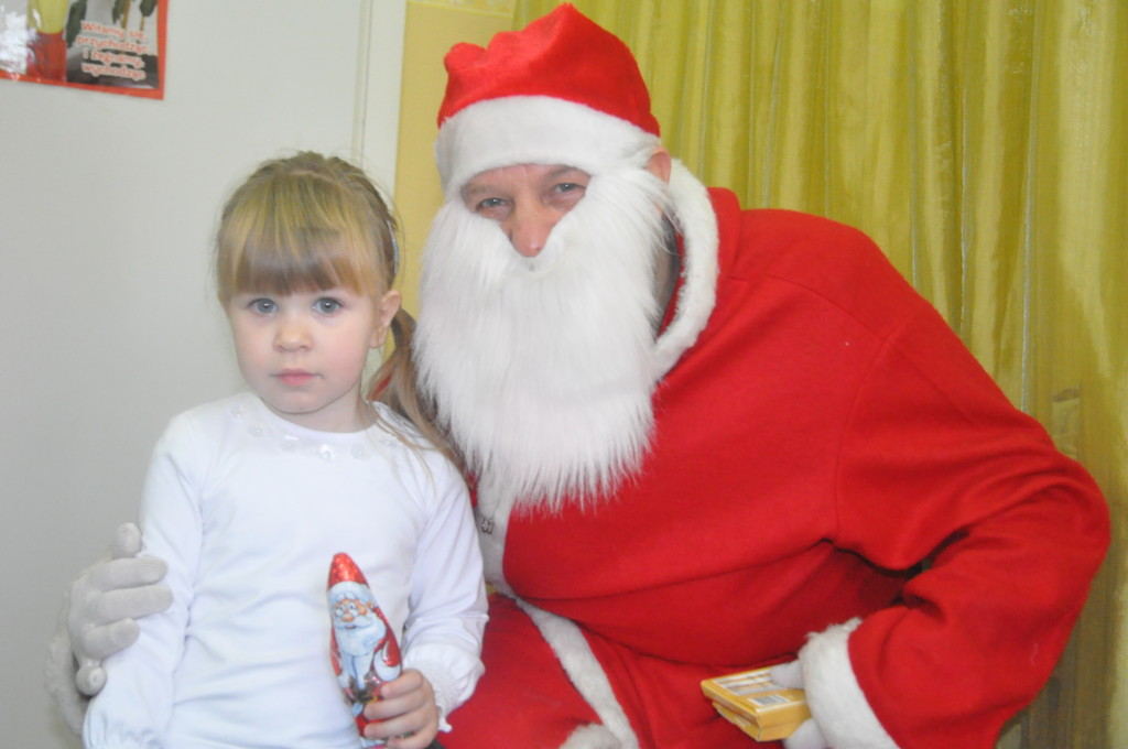 Odwiedziny Świętego Mikołaja w grupie „Króliczki” – 4 grudnia 2015 r.